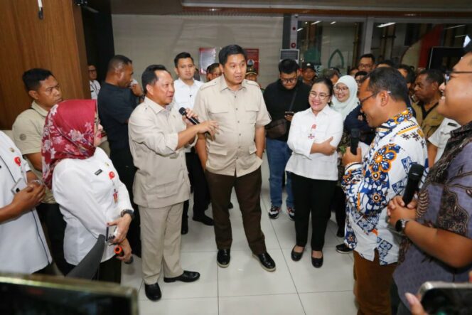 
Mendagri Dorong Layanan Publik Lebih Nyaman dan Cepat