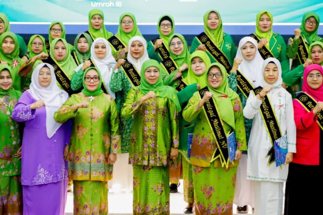 
Sinergi Ulama–Umara Menguat, Khofifah Dorong Paralegal Muslimat NU Jadi Motor Mediasi Hukum Desa