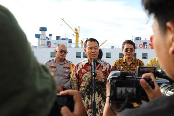 
					Kemenhub, BNPB, Polri Perketat Pengaturan Penyeberangan Jelang Natal dan Tahun Baru 2026