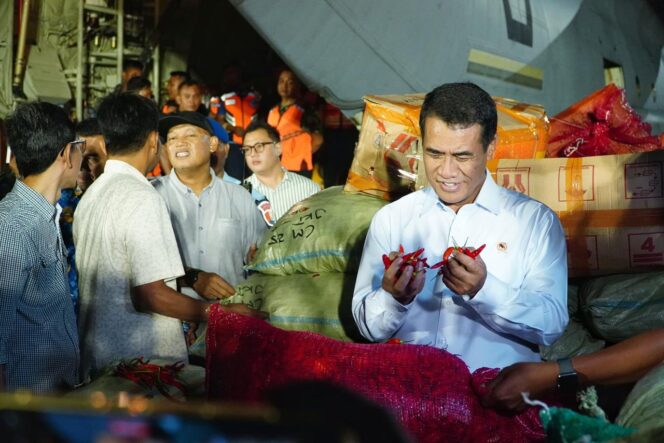 
					Mentan Serap 15 Ton Cabai Petani Aceh lewat Hercules, Jaga Harga dan Pasokan Jelang Nataru