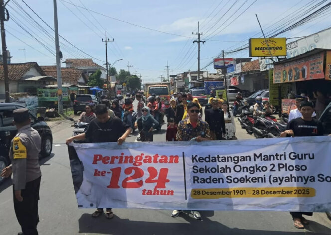 
Nguri-uri Sejarah Bung Karno, Pemdes Losari Jombang Gelar Napak Tilas