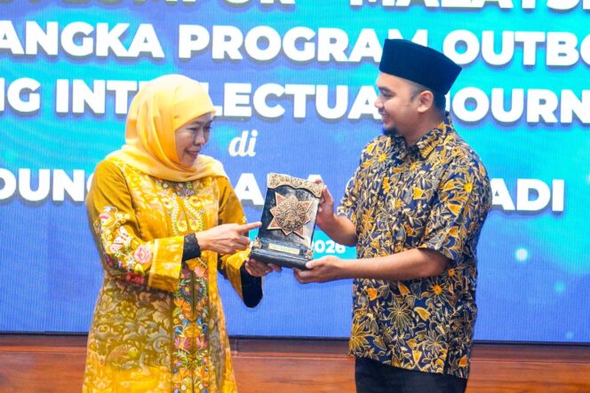 
Gubernur Khofifah Tegaskan Peran Strategis Pendidikan Global melalui Kolaborasi dengan Universiti Malaya