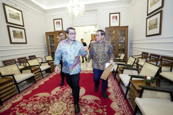 
Kemenekraf Dukung Jakarta Jadi Etalase Ekonomi Kreatif Global