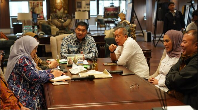 
Menteri PKP Tekankan Kolaborasi Lintas Lembaga untuk Hunian Rakyat