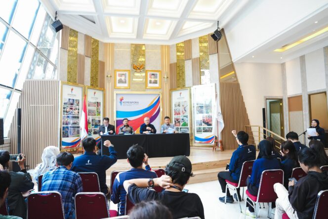 
Kemenpora Dorong Tata Kelola Jabatan yang Transparan