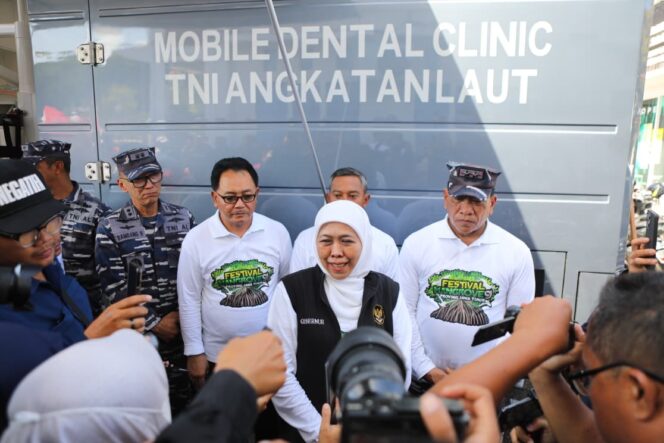 
Gubernur Khofifah Instruksikan OPD Bergerak Cepat Lindungi Pasien Kronis dan Darurat