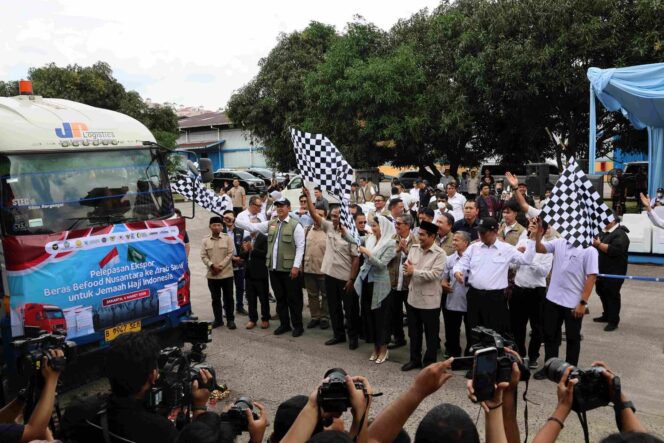 
Pemerintah Kirim Beras Premium RI ke Tanah Suci pada Musim Haji 2026