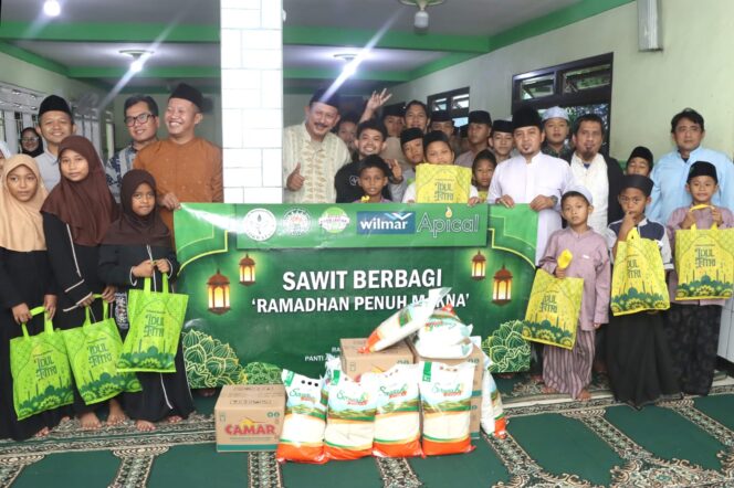
Forwatan Gandeng Industri Sawit Salurkan Santunan untuk Anak Yatim