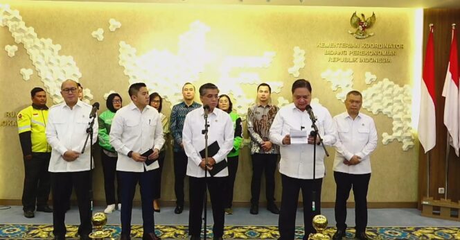 
THR dan BHR Idulfitri Jadi Bagian Paket Stimulus Ekonomi Nasional