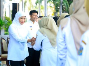 Gubernur Khofifah Pastikan Kinerja ASN Tetap Maksimal Meski Terapkan WFH