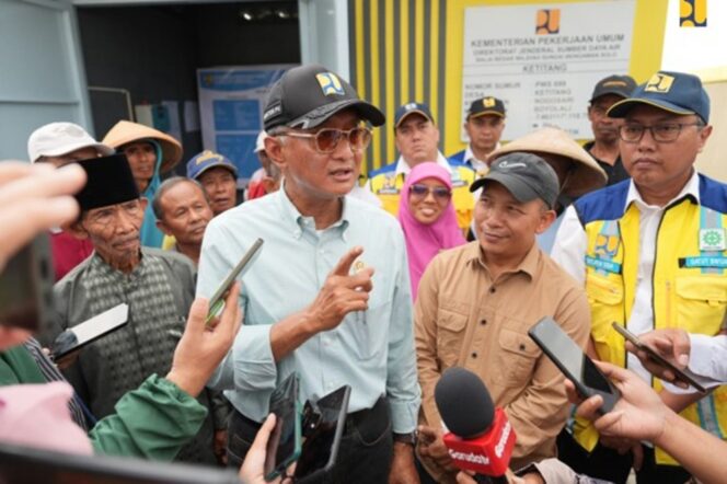 
Menteri PU Fokuskan Percepatan Distribusi Air hingga Lahan Petani