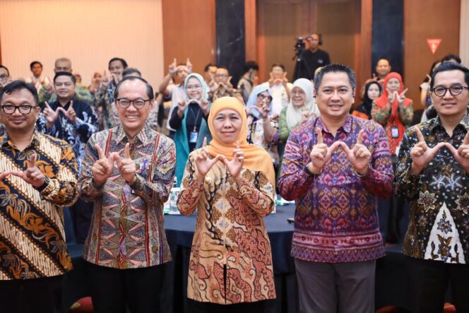 
Gubernur Khofifah Ajak Perkuat Kolaborasi Hadapi Geopolitik Global, Dorong Investasi dan Pertumbuhan Ekonomi