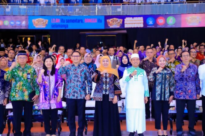 
Gubernur Khofifah Dorong Talenta Murid Jatim Tembus Dunia, Perkuat Prestasi Lewat Ajang Kompetisi 2026
