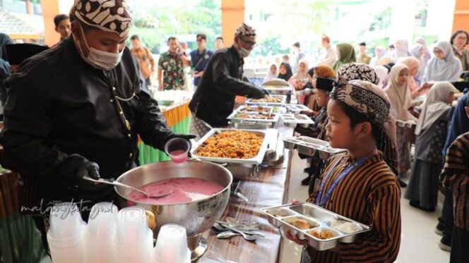 
Sistem Prasmanan MBG Dinilai Lebih Efektif dan Disukai Siswa