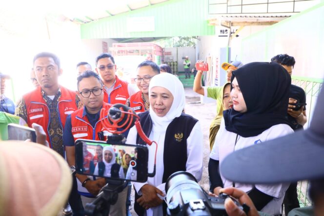 
Gubernur Khofifah Tegaskan Distribusi LPG 3 Kg dan BBM Tetap Terkendali, Pemprov Jatim Gandeng Pertamina hingga Satgas Pangan