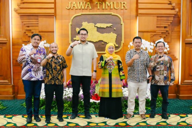 
Gubernur Khofifah Ajak UMKM Jatim Manfaatkan AI untuk Tingkatkan Produktivitas dan Daya Saing