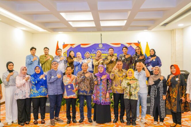 
Gubernur Khofifah Lantik PW IKA UNAIR Lampung, Serukan Sinergi Alumni untuk Penguatan Peradaban