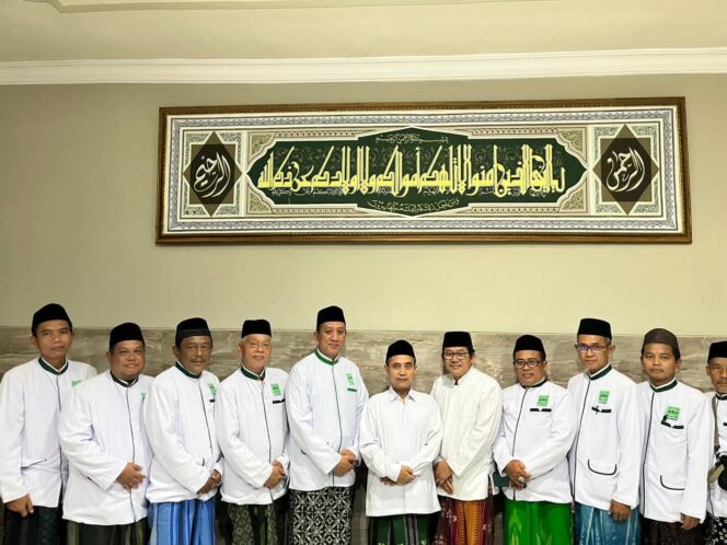 
Sowan Masyayikh Thariqah Jadi Langkah JATMAN Jombang Perkuat Pembinaan Akhlak dan Nilai Kebangsaan