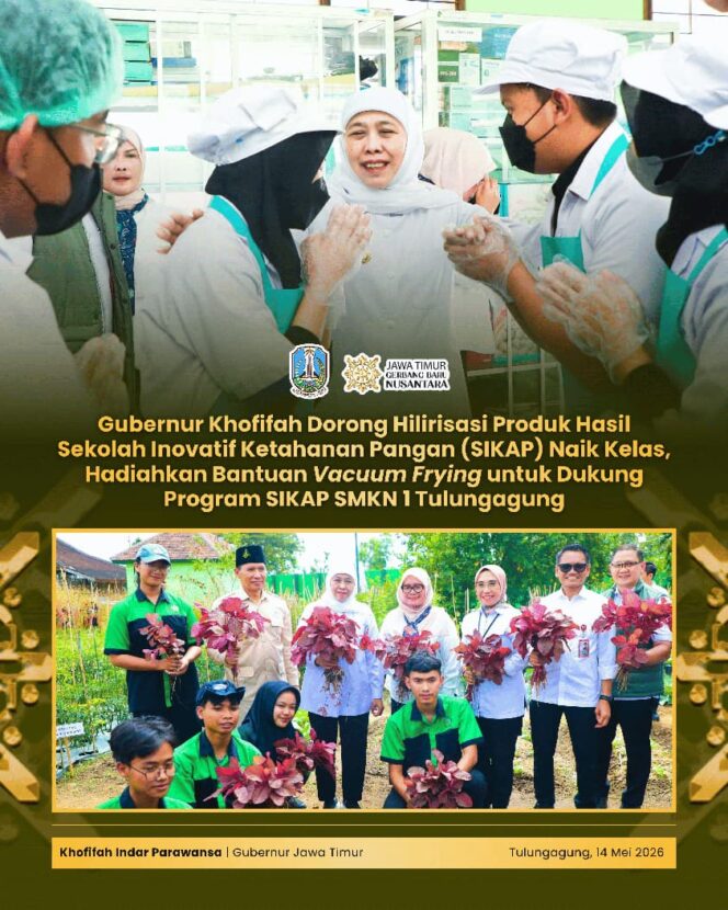 
Gubernur Khofifah Serahkan Bantuan Vacuum Frying bagi SMKN 1 Tulungagung untuk Tingkatkan Kualitas dan Daya Tahan Produk Olahan SIKAP