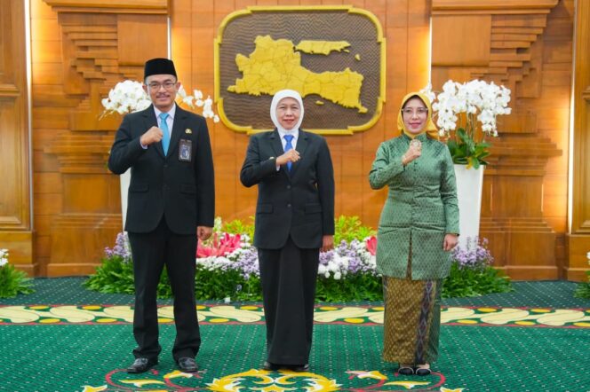 
Pengukuhan Kepala BKKBN Jatim Jadi Momentum Perkuat Program Keluarga Berkualitas dan Percepatan Penurunan Stunting