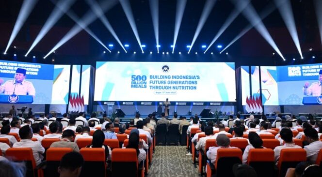 
Presiden Perkuat Konsolidasi Nasional Lewat Program MBG untuk Mewujudkan Generasi Emas Indonesia 2045