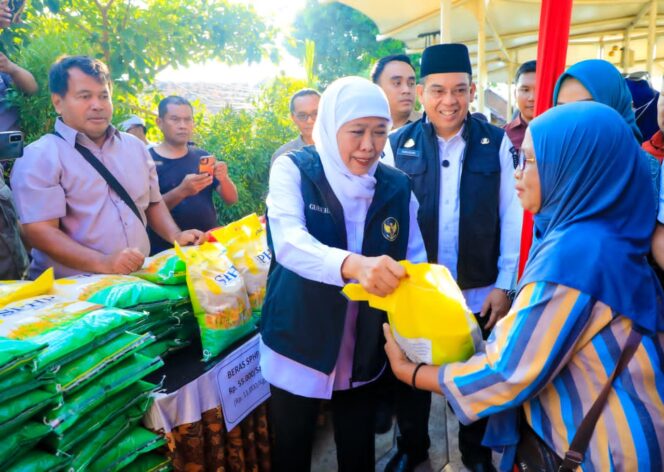 
Jaga Ketahanan Pangan dan Stabilitas Harga, Gubernur Khofifah Kembali Gelar Pasar Murah di Kota Probolinggo