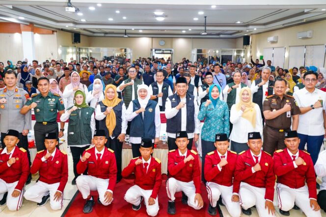 
Melalui Program Sapa Bansos 2026, Gubernur Khofifah Dorong Pengentasan Kemiskinan dan Kemandirian Masyarakat Kota Probolinggo