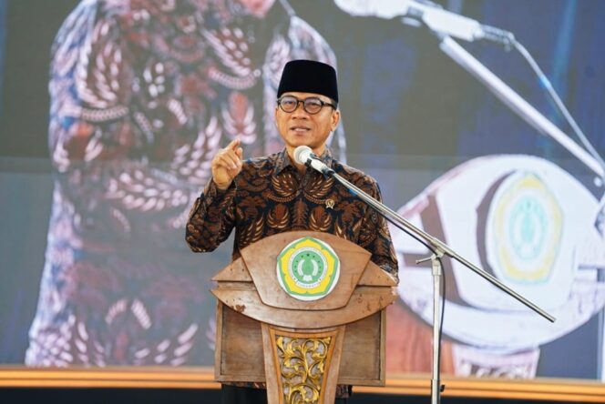 
Pemerintah Perkuat Sinergi dengan Pesantren untuk Membangun Desa yang Maju dan Berkarakter