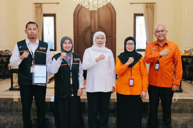 
Dukung Pendataan Door to Door BPS, Gubernur Khofifah Ajak Masyarakat Berpartisipasi Aktif dalam Sensus Ekonomi 2026