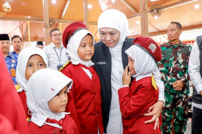 
Gubernur Khofifah Sebut Open House Sekolah Rakyat Jadi Sarana Edukasi Orang Tua dan Penguatan Kepercayaan terhadap Program