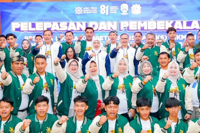 
Diperkuat Simulasi Standar Internasional, Gubernur Khofifah Targetkan Kontingen LKS Jatim Raih Minimal 20 Emas