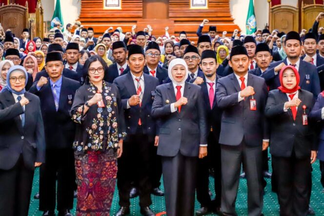 
Pengabdian ASN Diperkuat dengan Inovasi, Gubernur Khofifah Dorong SIKAP dan Pengelolaan Sampah Jadi Praktik Baik