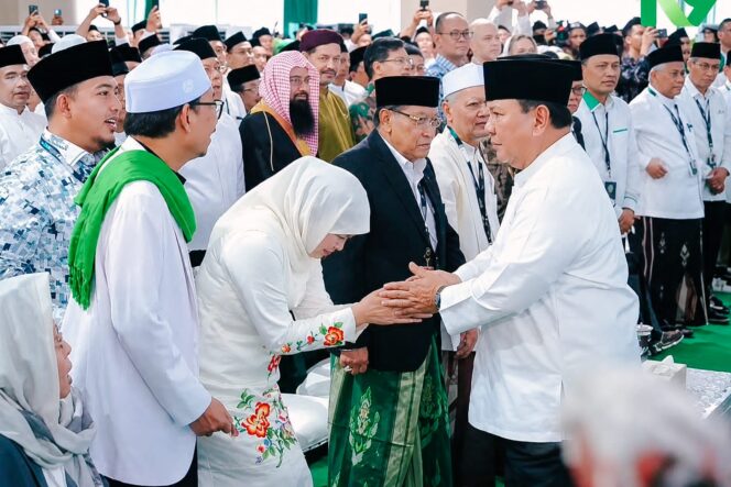 
Gubernur Khofifah: Soliditas dan Moderasi Jadi Kekuatan NU Menjawab Tantangan Sosial dan Kebangsaan
