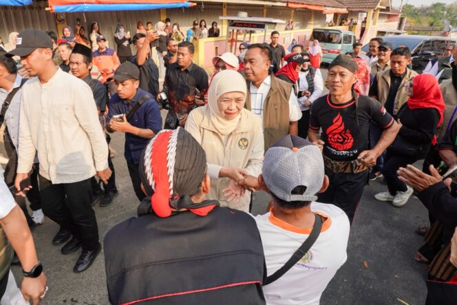 
Jaga Keterjangkauan Harga Pangan, Gubernur Khofifah Kembali Gelar Pasar Murah di Pulung Ponorogo