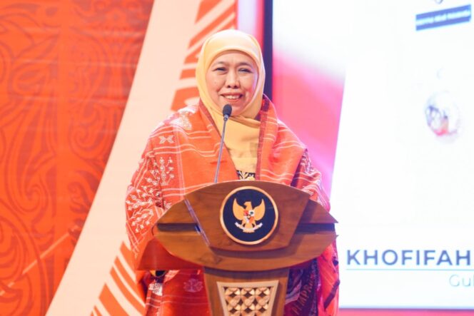 
Akselerasi Pasar UMKM dan Ekspor Daerah, Gubernur Khofifah Cetak Transaksi Rp2,843 Triliun pada Misi Dagang Jatim–Sumut