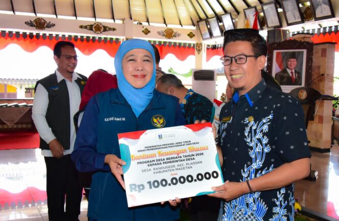 
Gubernur Khofifah: Bantuan Harus Jadi Pengungkit Ketahanan Ekonomi dan Kemandirian Keluarga