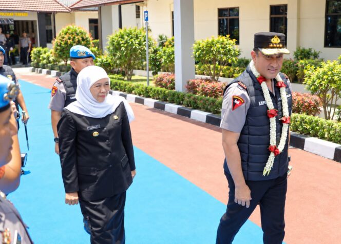 
Soroti Serapan 24,46 Juta Pekerja Jatim, Gubernur Khofifah Apresiasi Desk Ketenagakerjaan Polri Besutan Kapolri
