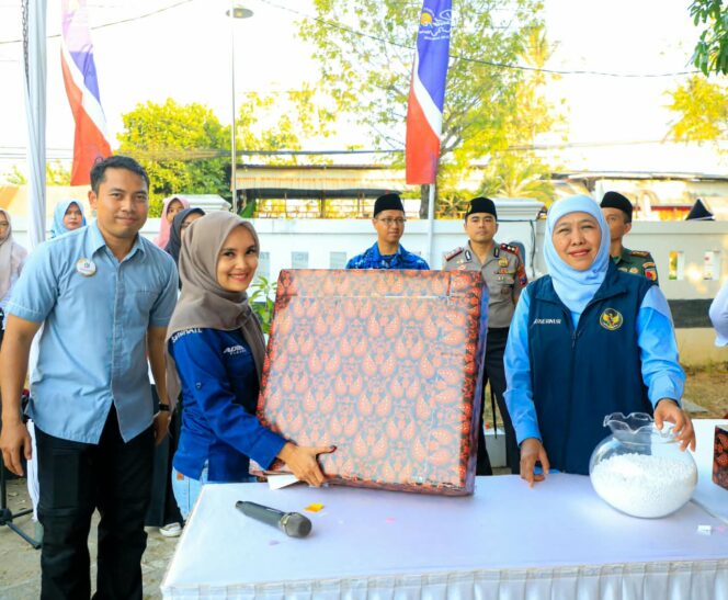 
Gubernur Khofifah Dekatkan Kebutuhan Pokok Harga Terjangkau Bagi Masyarakat Pacitan